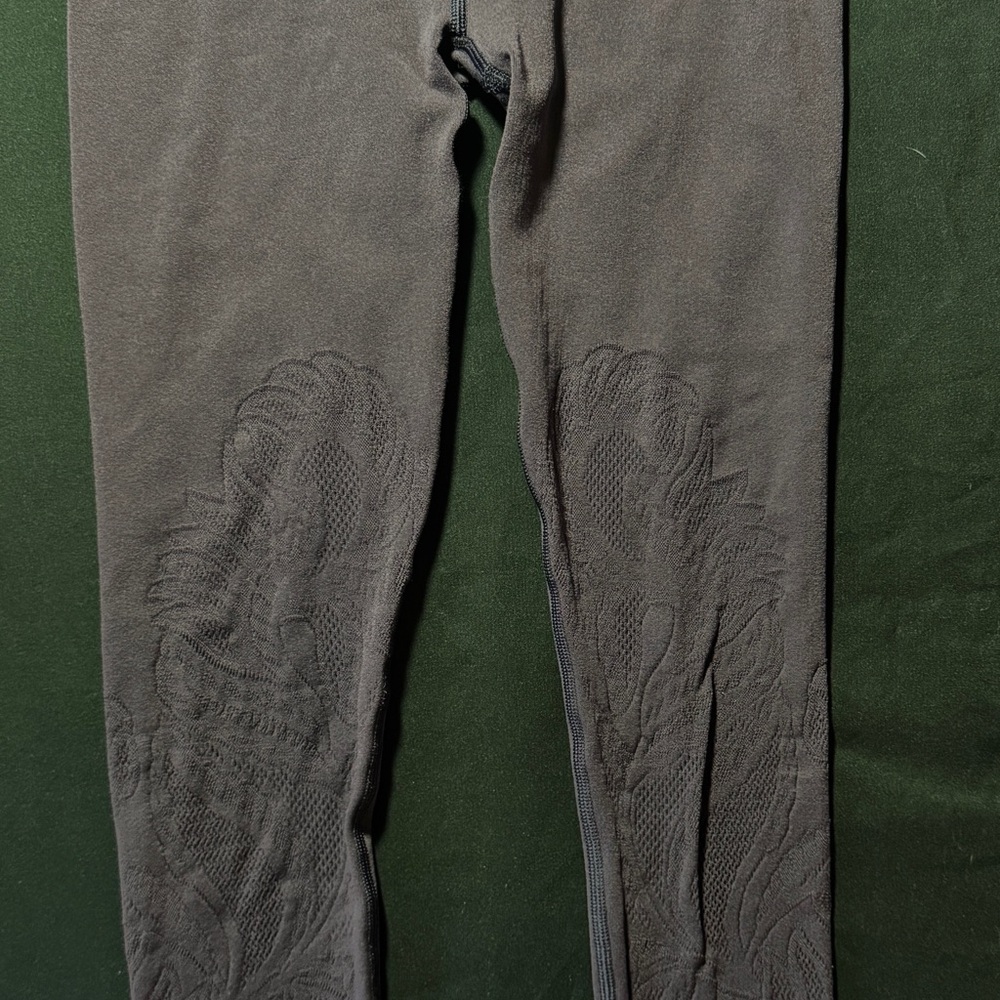 Lululemon Embossed Leggings